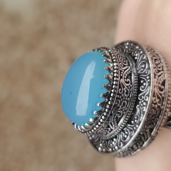 New Oversized Chalcedony 925 Silver Statement Ring. - Picture 3 of 10